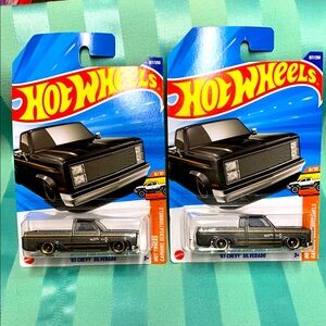 🔥🔥 '83 Chevy Silverado Die-Cast Model Hot Wheels
